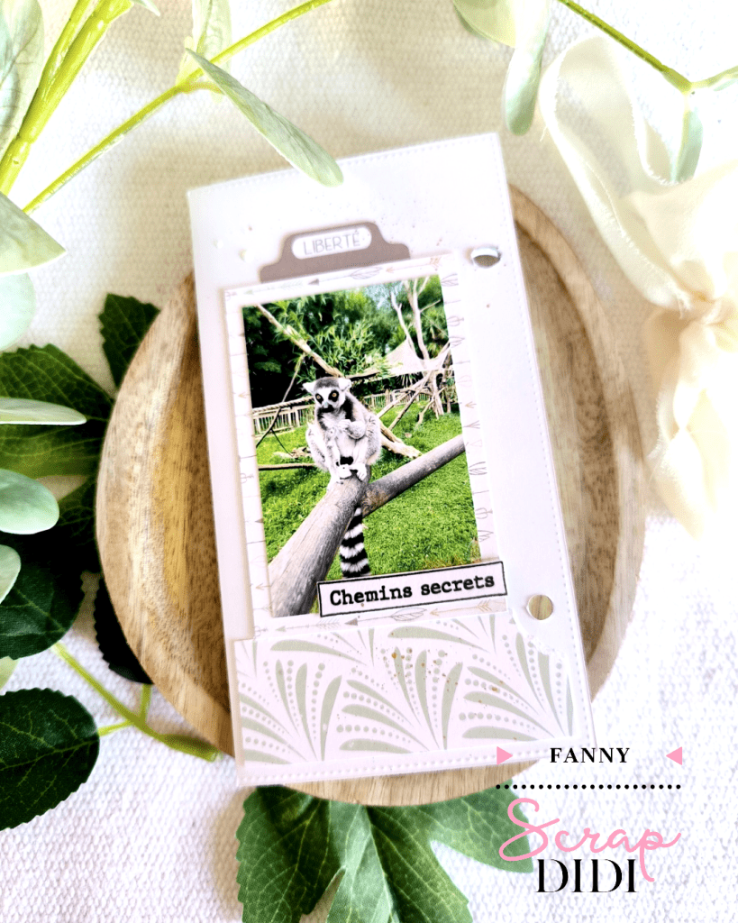 Premières pages d’un album bohème avec la gamme Entre les pages