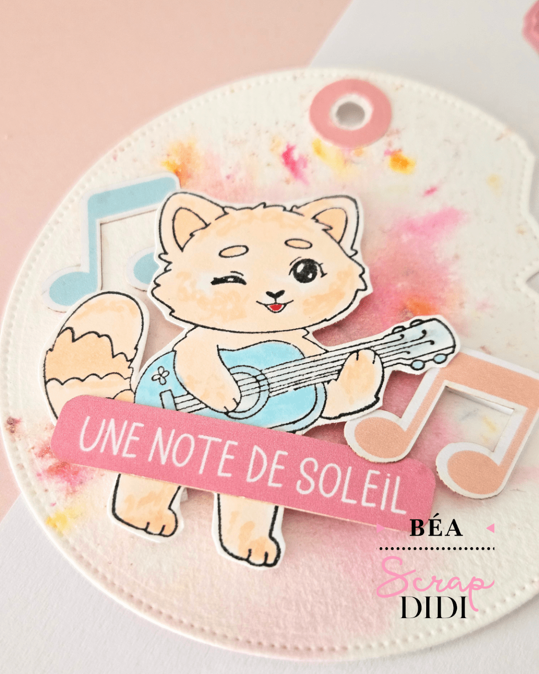 Création réalisée avec la box Un air de musique, matrice CD, panda et fond aux Magicals