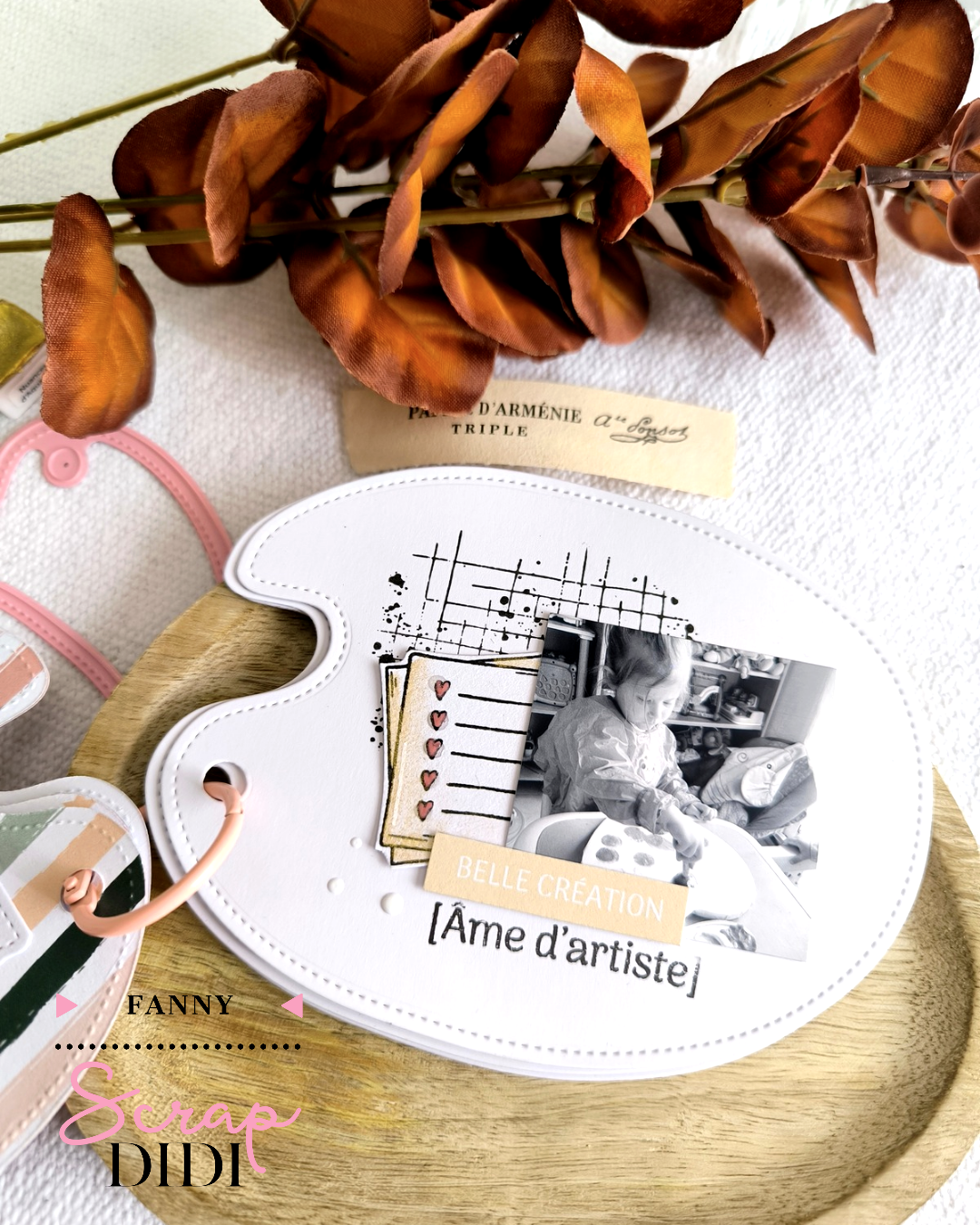 Mini album scrapbooking Palette créative avec collection Au pays des artistes