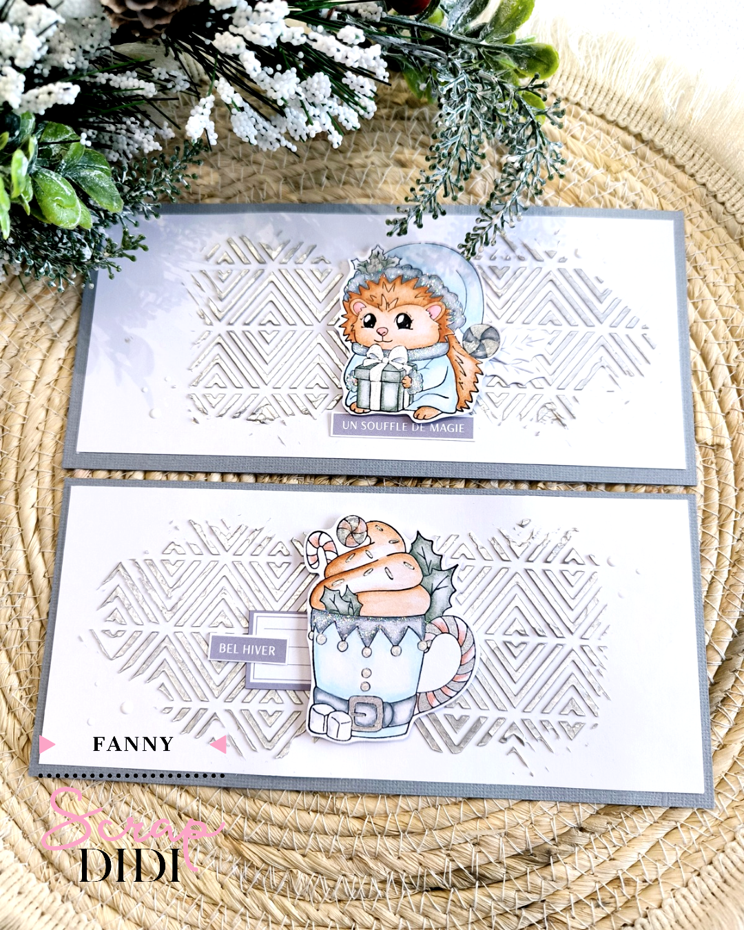 Duo de cartes hivernales en scrapbooking avec tampons hérisson et tasse lutin, fond texturé argenté et colorisation aquarellable