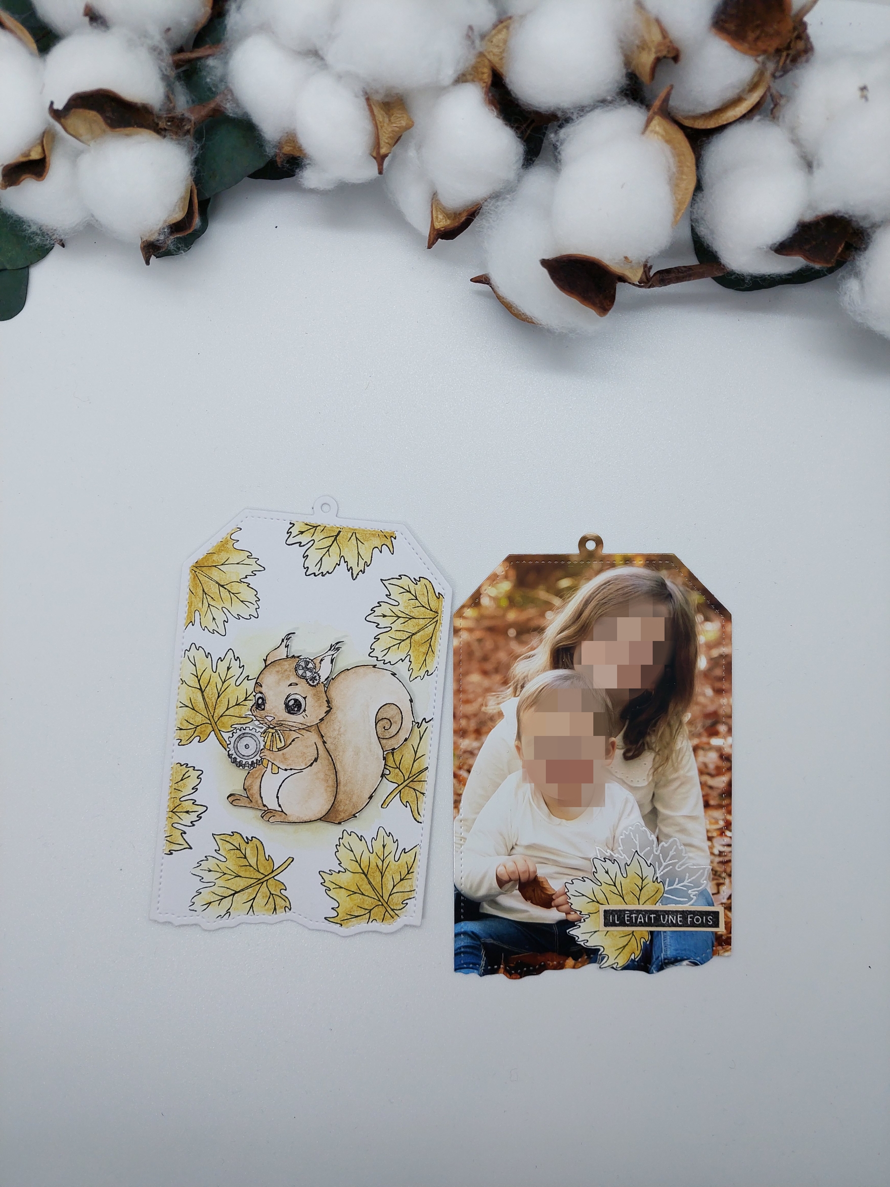 Moodboard de scrapbooking estival avec éléments de la collection Carnet de Bord, ambiance vacances et couleurs douces