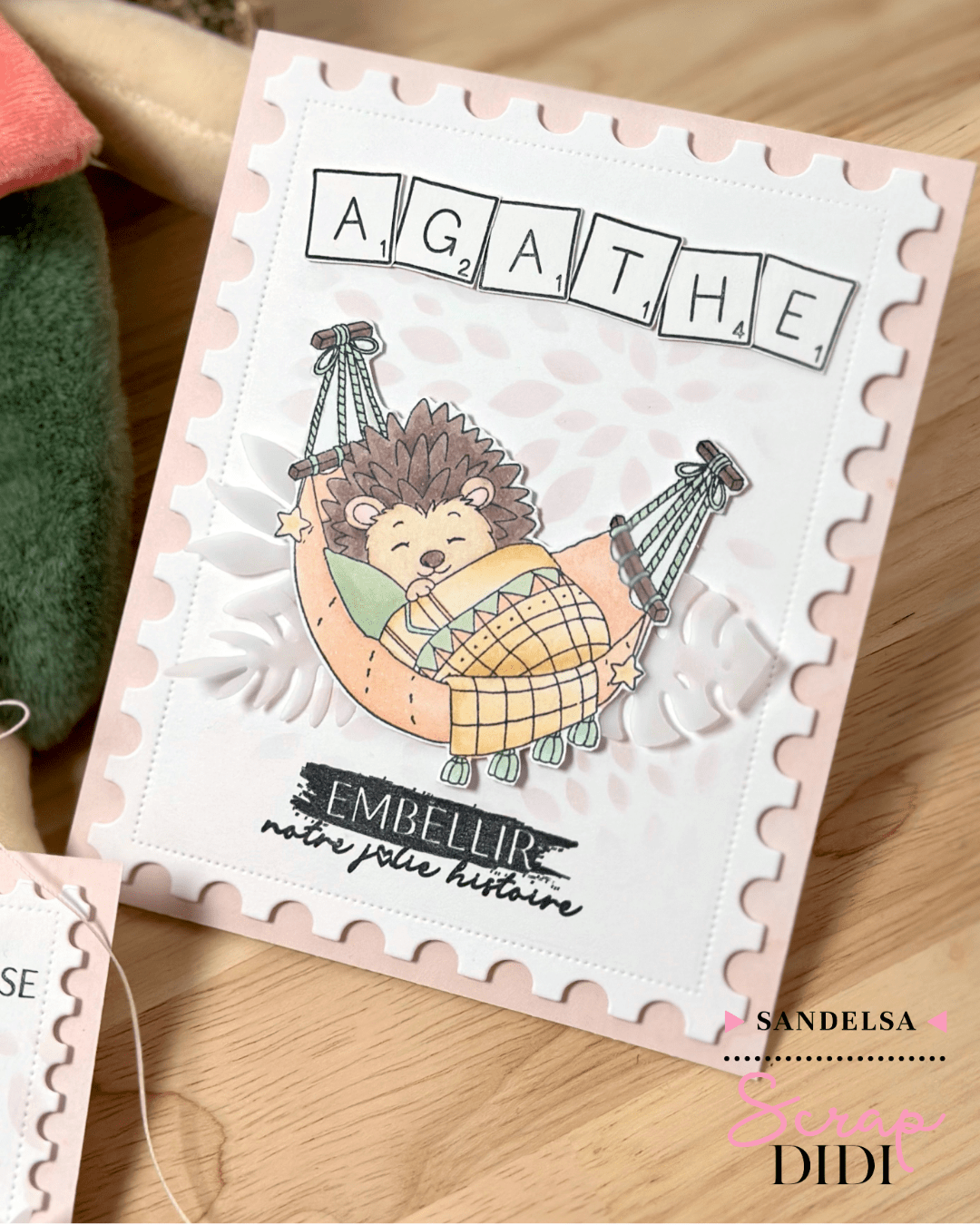 Carte et étiquette de naissance personnalisées scrap avec collection Rêverie Bohémienne Carte et étiquette de naissance personnalisées scrap avec collection Rêverie Bohémienne